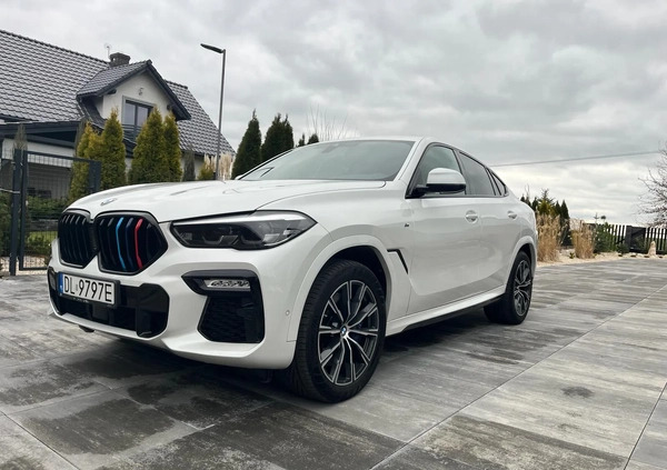 BMW X6 cena 270000 przebieg: 118000, rok produkcji 2019 z Praszka małe 121